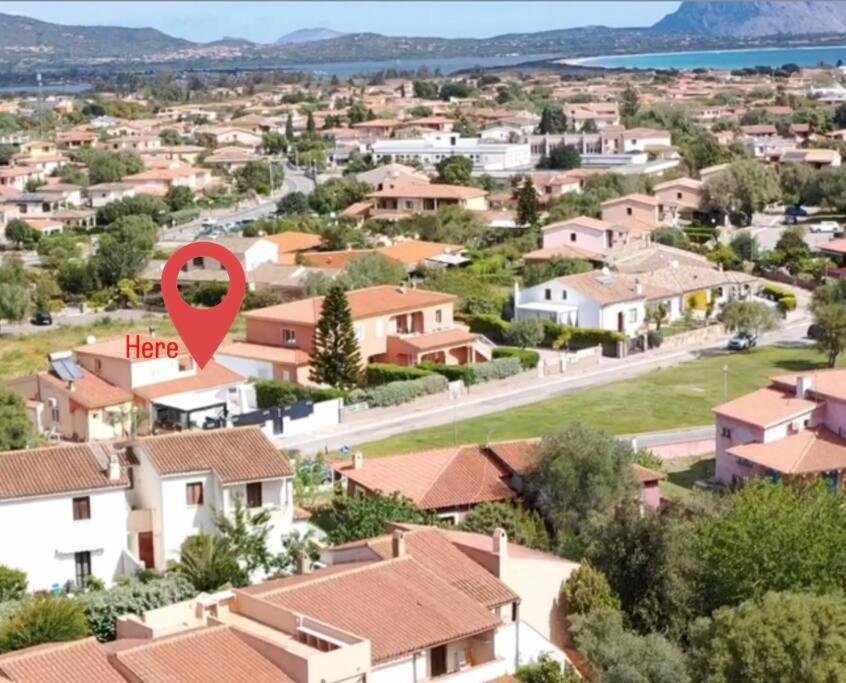 Comoda Villetta Con Giardino San Teodoro  Esterno foto